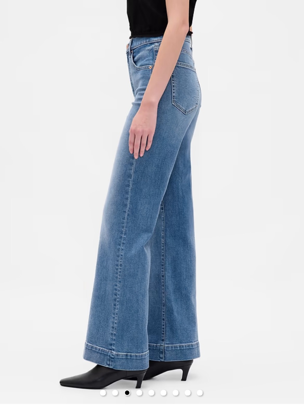 Gap High-Rise Relaxed Flare Jeans - Picture 2 of 14